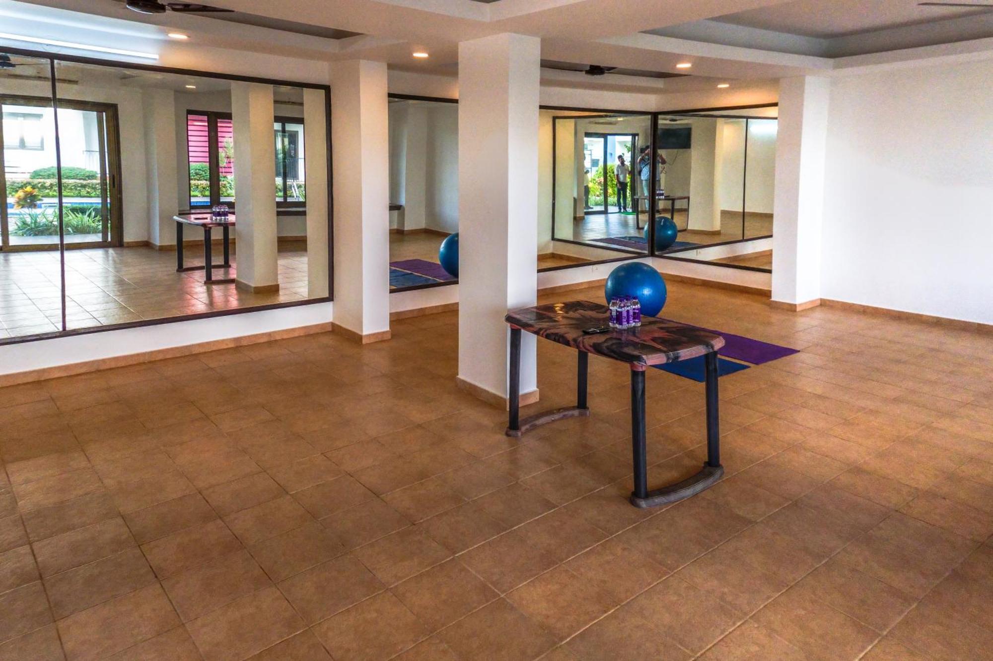 Acron Seawind Baga Arpora Appartement Calangute Buitenkant foto