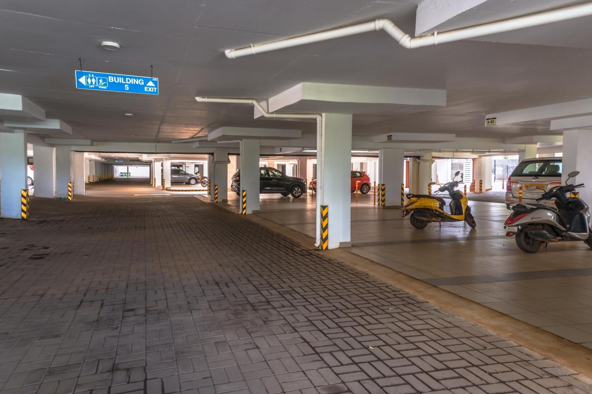 Acron Seawind Baga Arpora Appartement Calangute Buitenkant foto